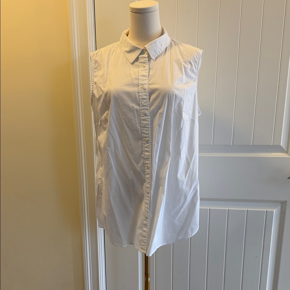 Talbots White Sleeveless Button-Down Shirt